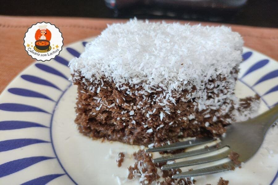 Bolo Gelado de Chocolate com Coco sem Glúten e sem Lactose