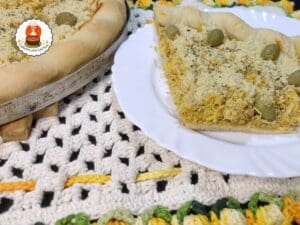 Massa de pizza sem lactose com frango.