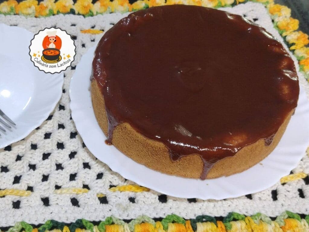 Bolo de Fubá com Cobertura de Goiabada